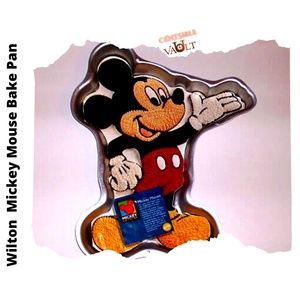 GUC - Wilton Full Body Mickey Mouse Cake Pan